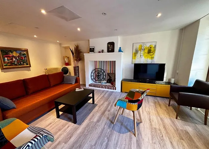 Holiday home 4 A 8 Pers, Convivialite Et Confort Valambray