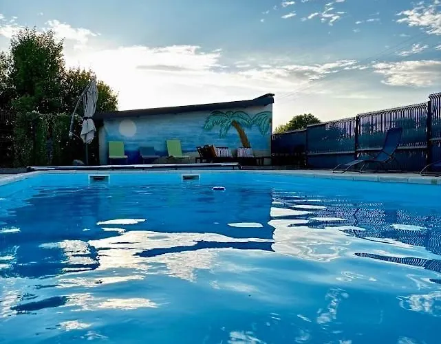 4 A 8 Pers, Convivialite Et Confort Valambray