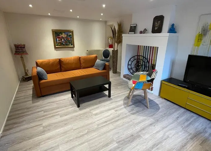 Holiday home 4 A 8 Pers, Convivialite Et Confort Valambray